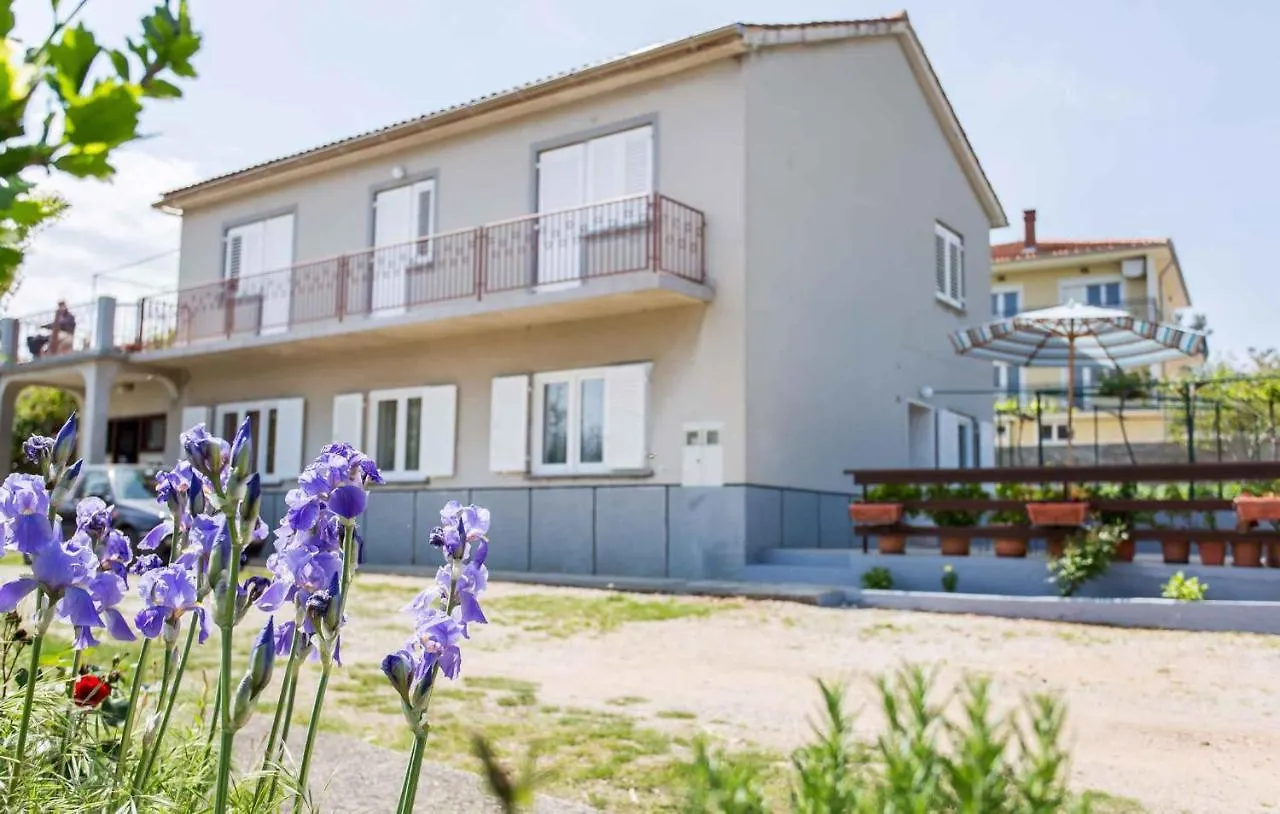 Apartment In Silo  Silo (Krk)